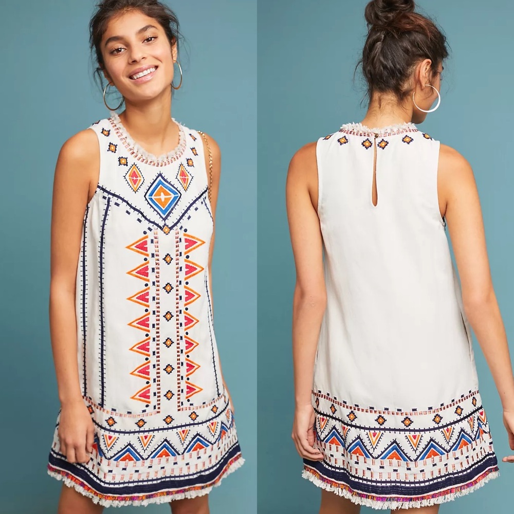 ANTHRO AKEMI + KIN Reagan‎ Embroidered Shift Dress